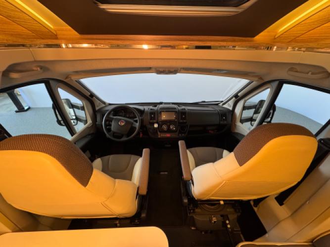 Adria Coral S 670 SL