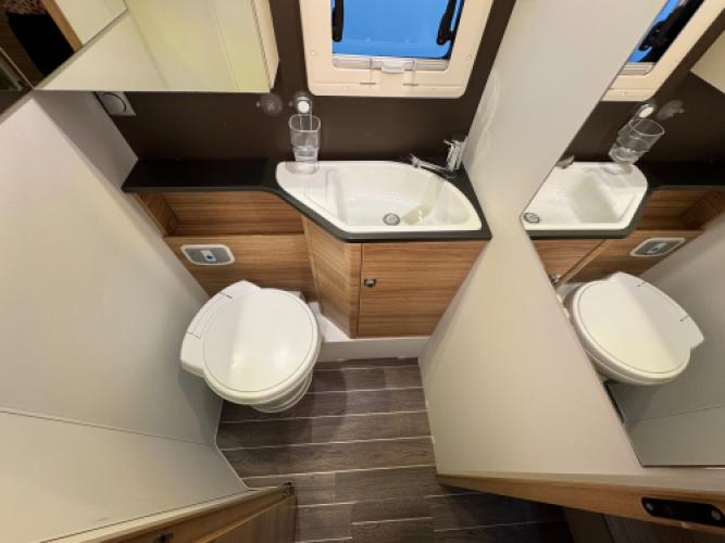 Adria Coral S 670 SL