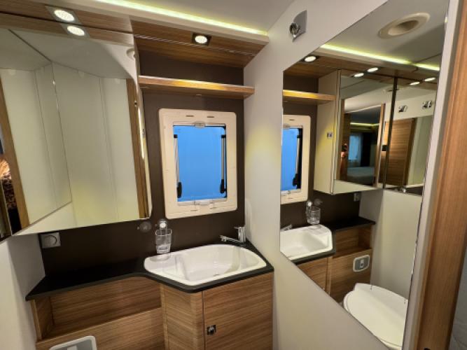 Adria Coral S 670 SL