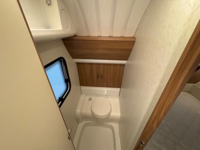 Hobby De Luxe 460 UFE