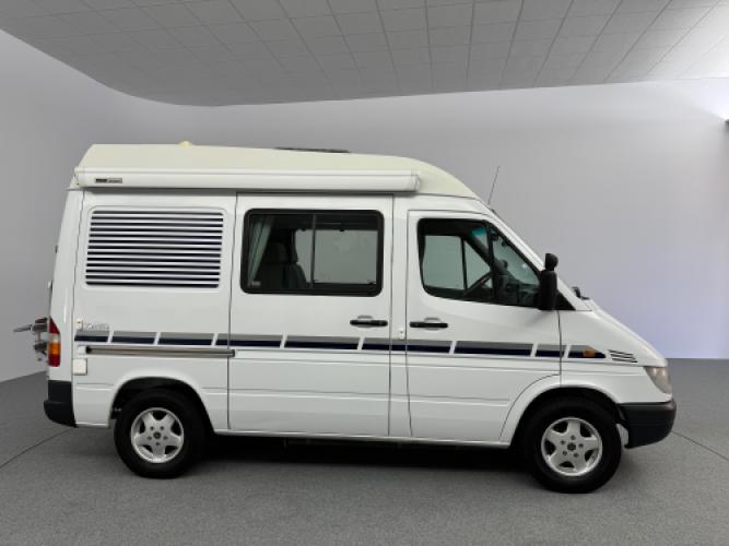 Mercedes La Strada