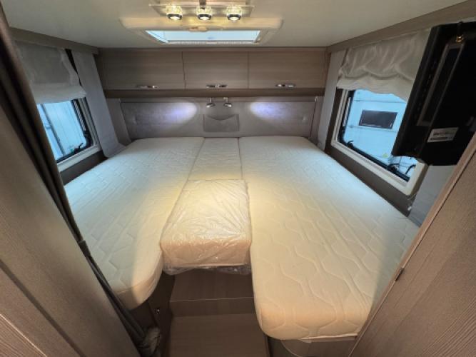 Adria Matrix Supreme M 687 SL