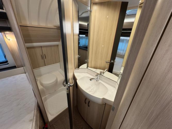 Hobby De Luxe Edition 560 KMFe