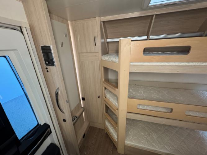 Hobby De Luxe Edition 560 KMFe