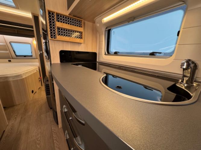 Hobby De Luxe Edition 560 KMFe