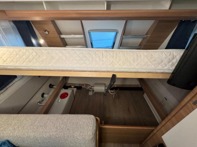 Hobby De Luxe 490 KMF
