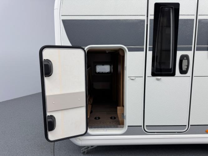 Hobby De Luxe 490 KMF