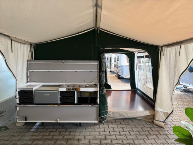 Combi Camp Country
