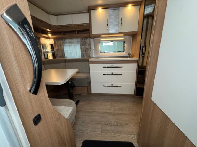 Hobby De Luxe 460 UFe