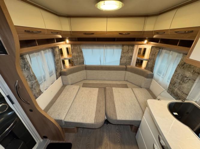 Hobby De Luxe 460 UFe