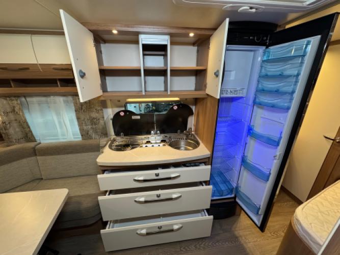 Hobby De Luxe 460 UFe