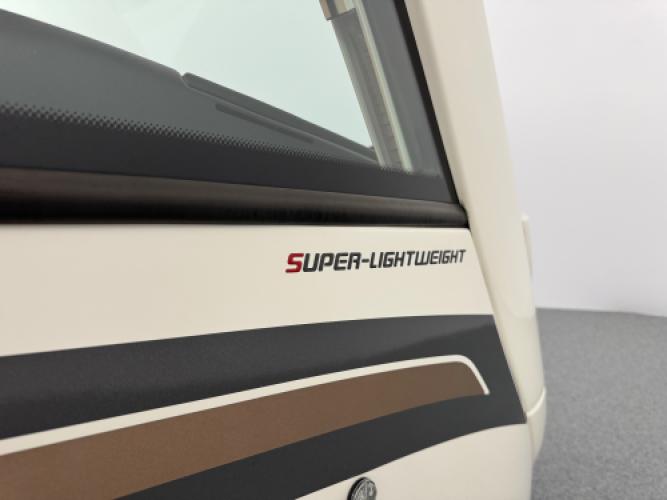 Carthago Compactline 141 LE Super Lightweight