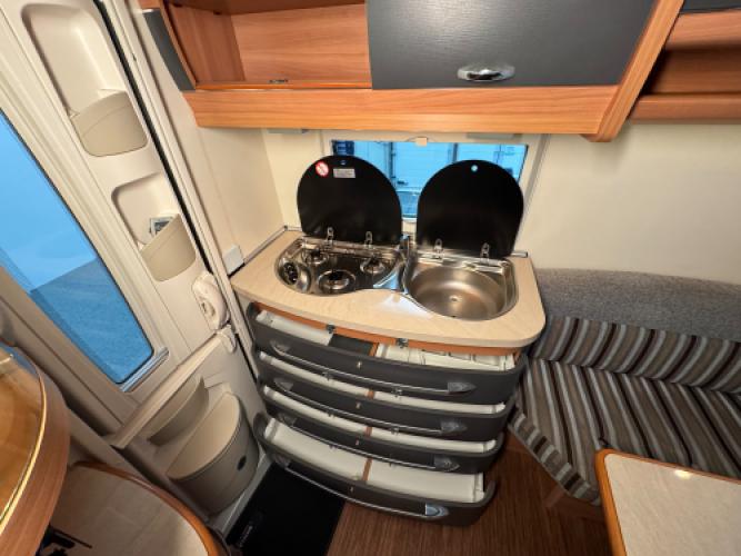 Hobby De Luxe 400 SFe