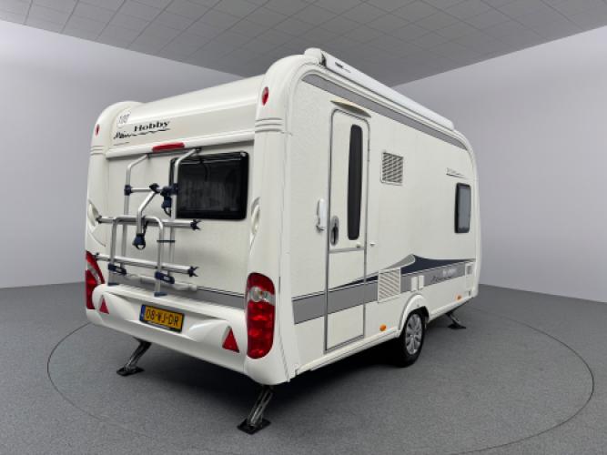 Hobby De Luxe 400 SFe