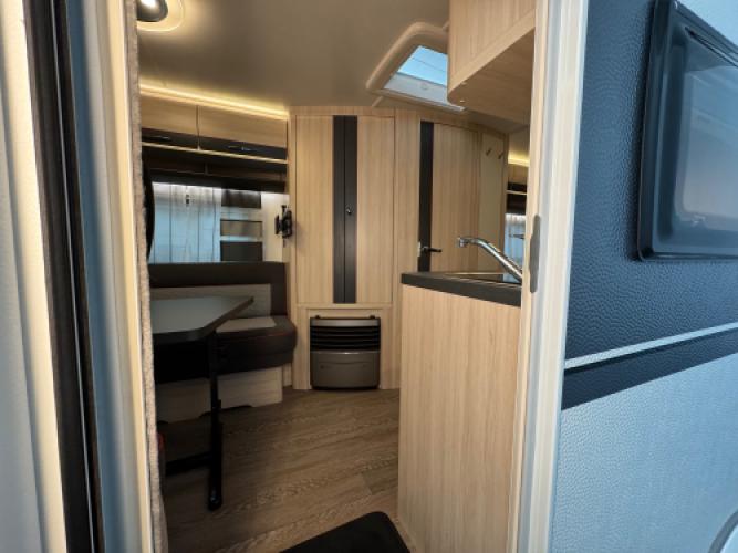 Hobby De Luxe Edition 495 UL