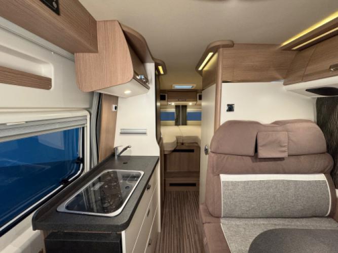 Malibu Van 640 LE Charming