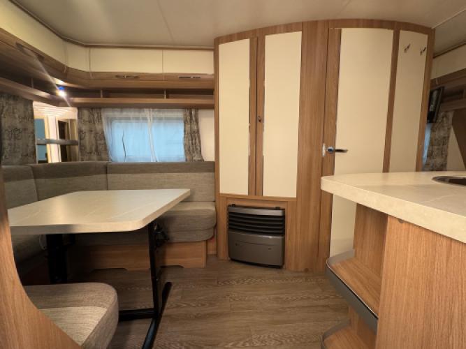 Hobby De Luxe 455 UF