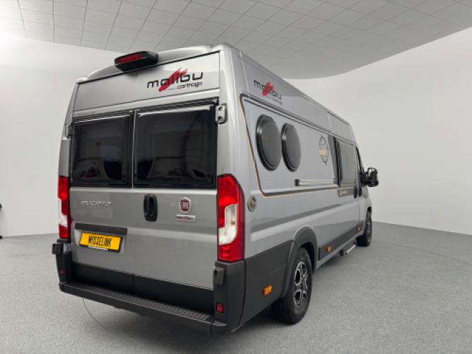 Malibu Van charming GT skyview 640 LE Automaat 180 pk