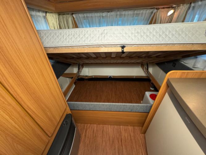 Hobby De Luxe 400 SF