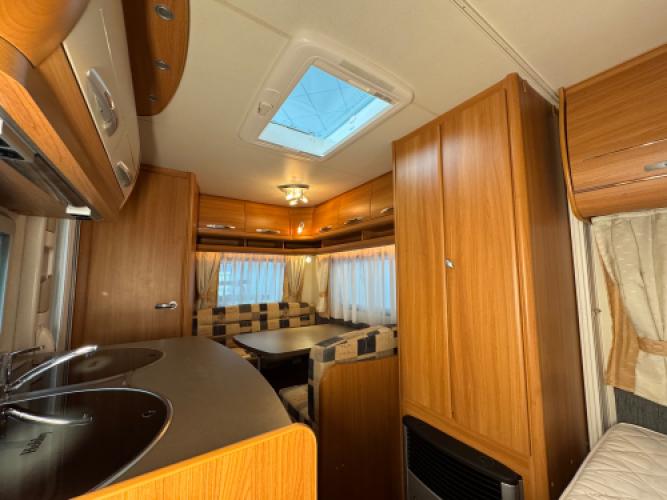 Hobby De Luxe 400 SF