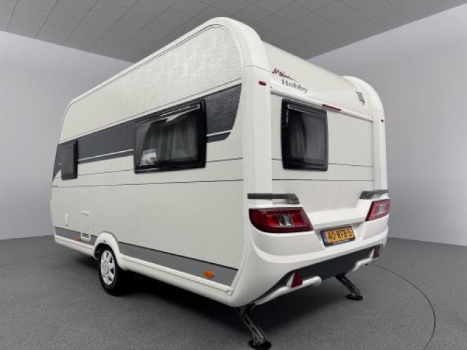 Hobby De Luxe 440 SF