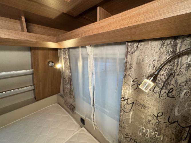 Hobby De Luxe 440 SF