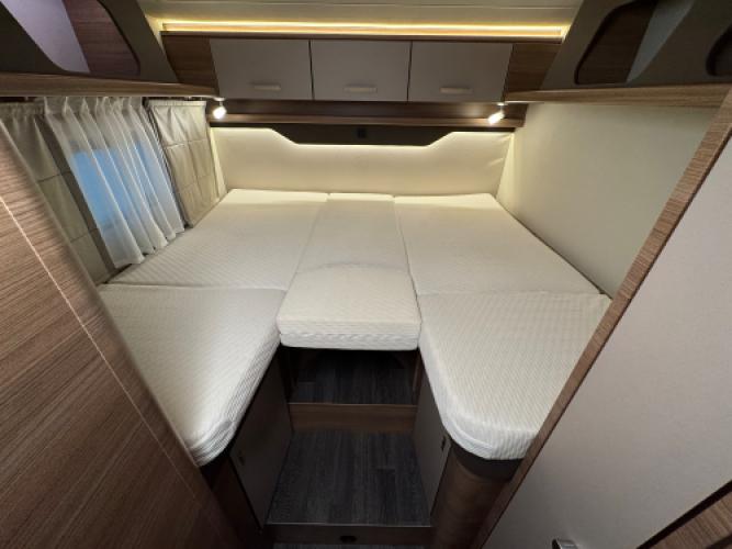 Knaus Live Wave 700 MEG