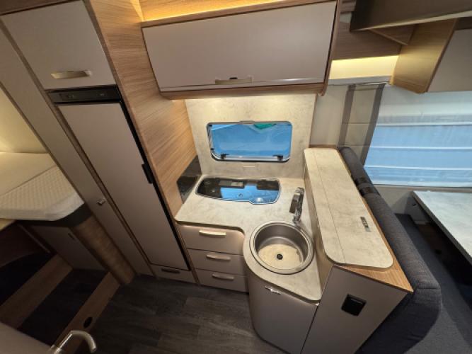 Knaus Live Wave 700 MEG