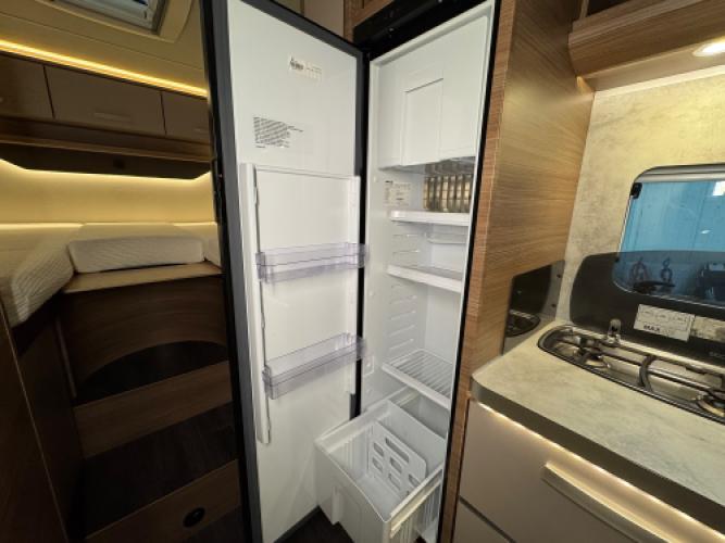Knaus Live Wave 700 MEG