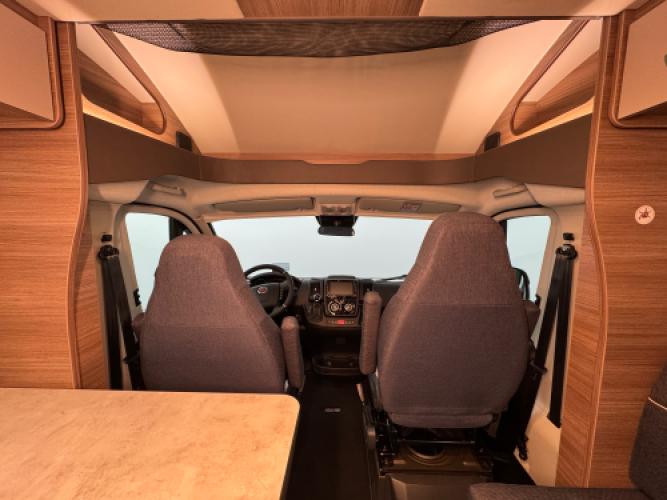 Knaus Live Wave 700 MEG