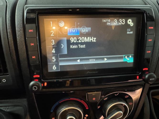 Knaus Live Wave 700 MEG