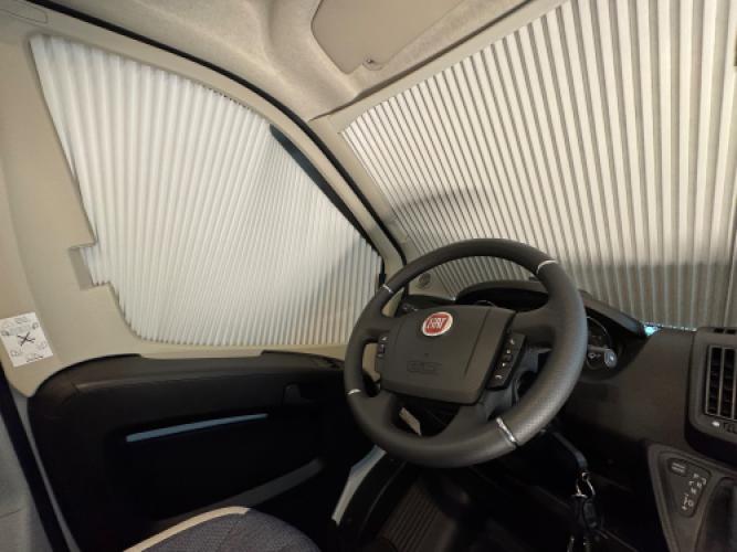 Knaus Live Wave 700 MEG