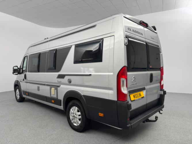 Adria Twin 640 SLX