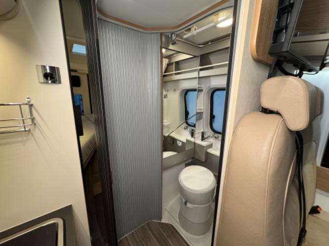 Adria Twin 640 SLX