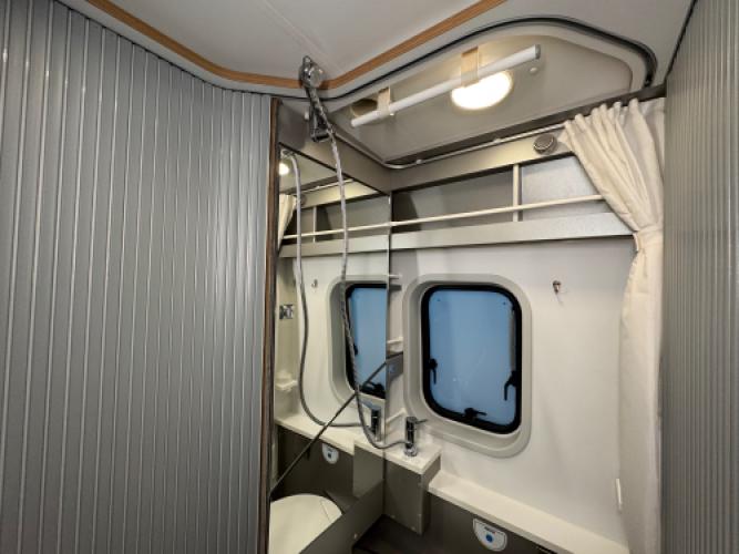 Adria Twin 640 SLX