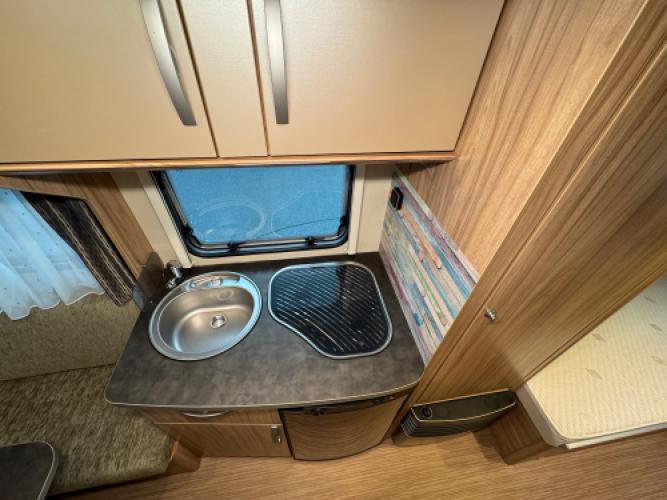 Eriba Nova Light 470