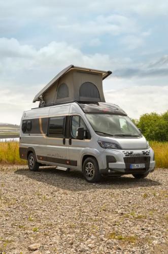 Malibu First Class-Two Rooms GT Skyview 640 LE RB Charming