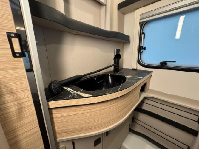 Eriba Touring 542 Tango Red