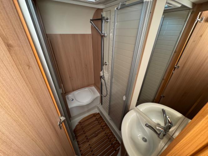 Bürstner Nexxo T660