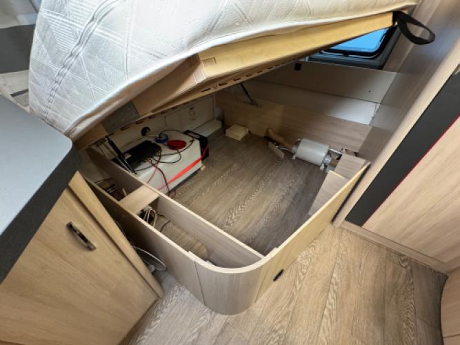 Hobby De Luxe Edition 560 KMFe