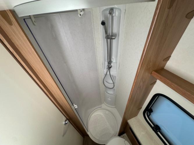 Hobby De Luxe 545 KMF