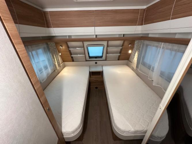 Hobby De Luxe 495 UL IC Line