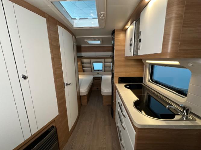 Hobby De Luxe 495 UL IC Line