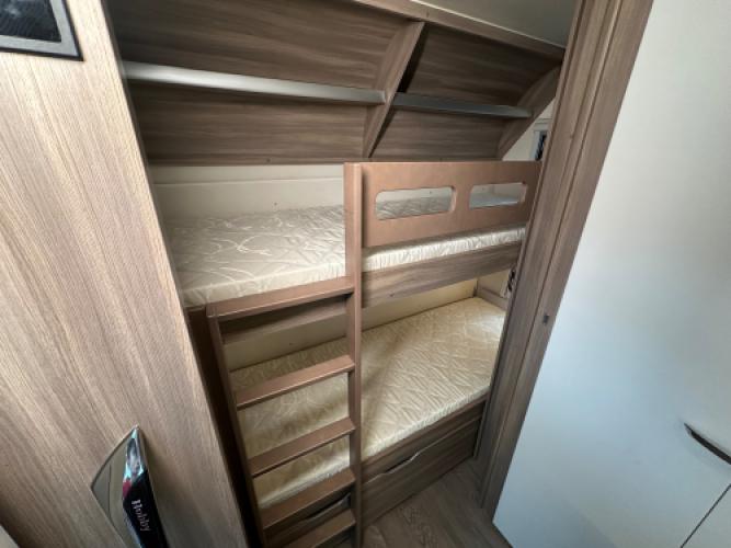 Hobby On Tour 470 KMF