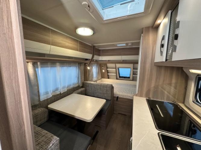 Hobby On Tour 470 KMF