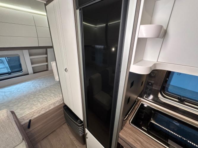 Hobby Excellent Edition 490 KMF