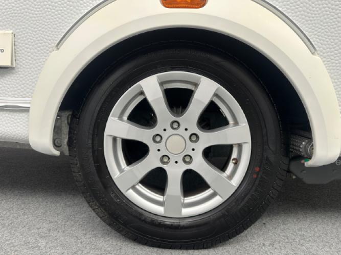 Knaus  Südwind 450 FU