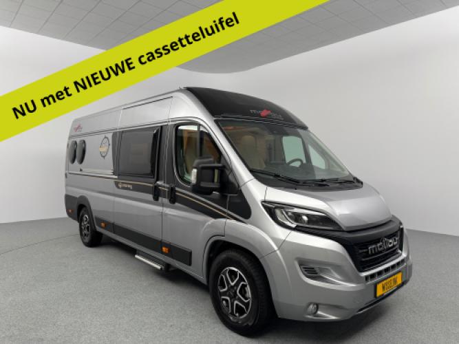 Malibu Van Charming GT skyview 640 LE