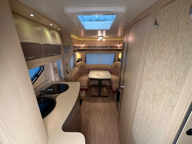 Hobby La Vita Bionda 495 UL