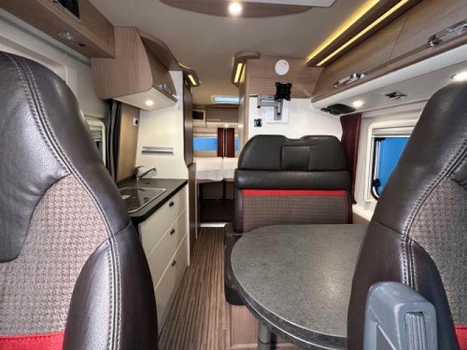 Malibu 600 DB Charming 150 PK Automaat Euro 6